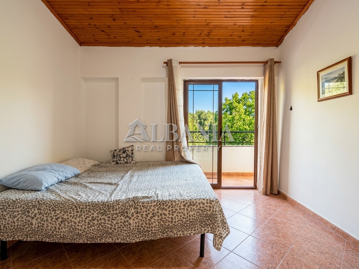 Casa 6 habitaciones 293 m² Bashkia Vlore, Albania