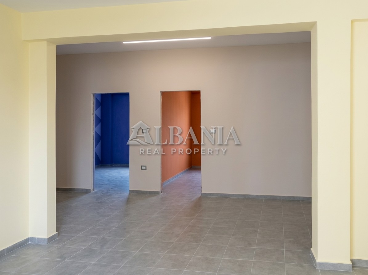 Casa 6 habitaciones 293 m² Bashkia Vlore, Albania