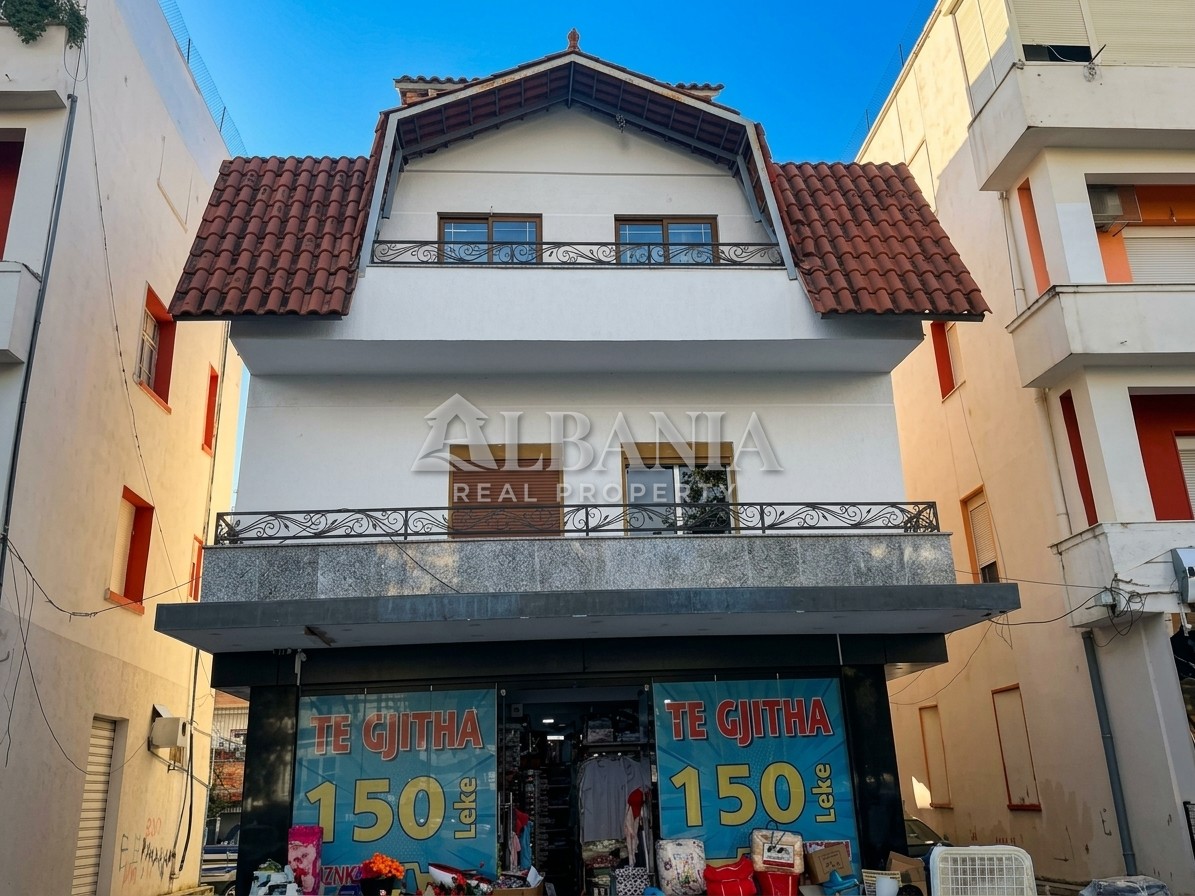 Casa 6 habitaciones 293 m² Bashkia Vlore, Albania