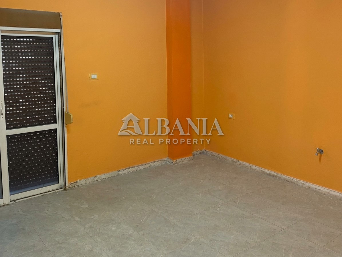 Casa 6 habitaciones 293 m² Bashkia Vlore, Albania