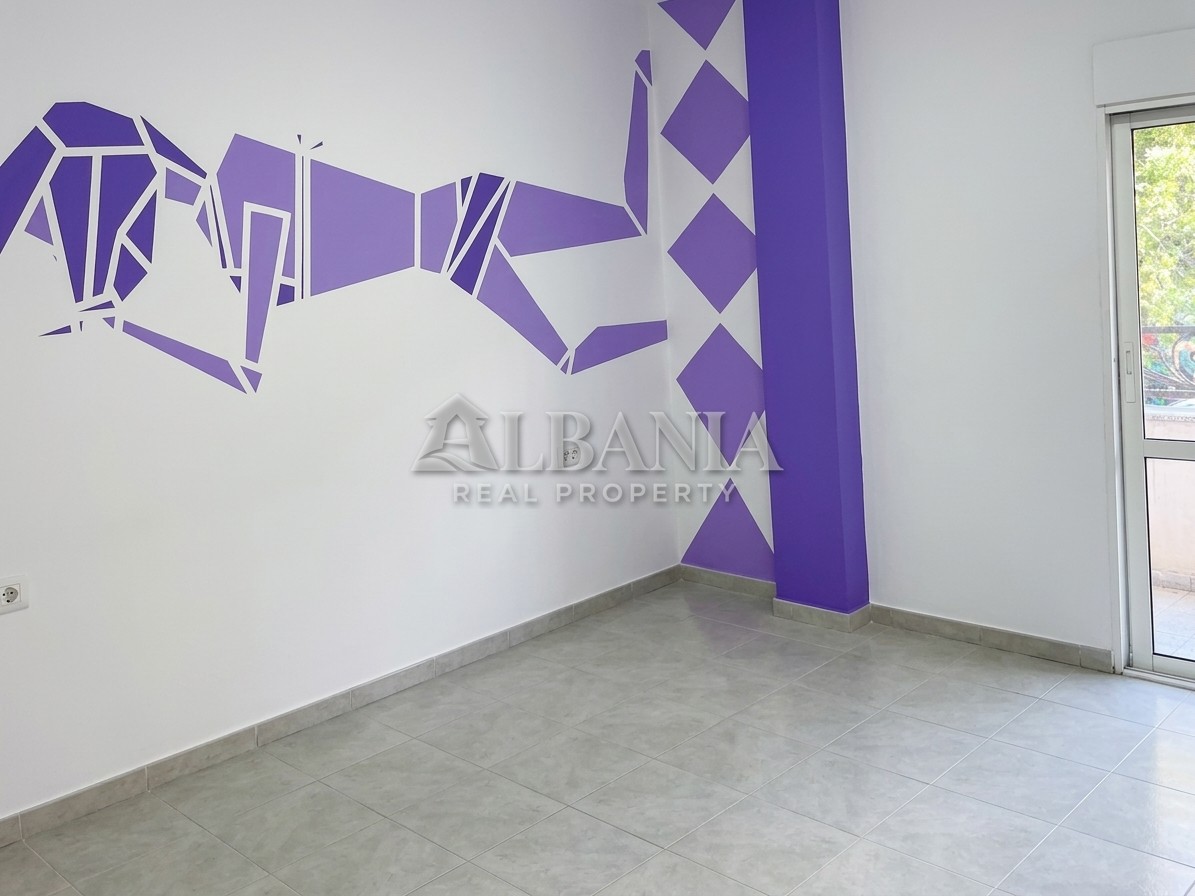 Casa 6 habitaciones 293 m² Bashkia Vlore, Albania