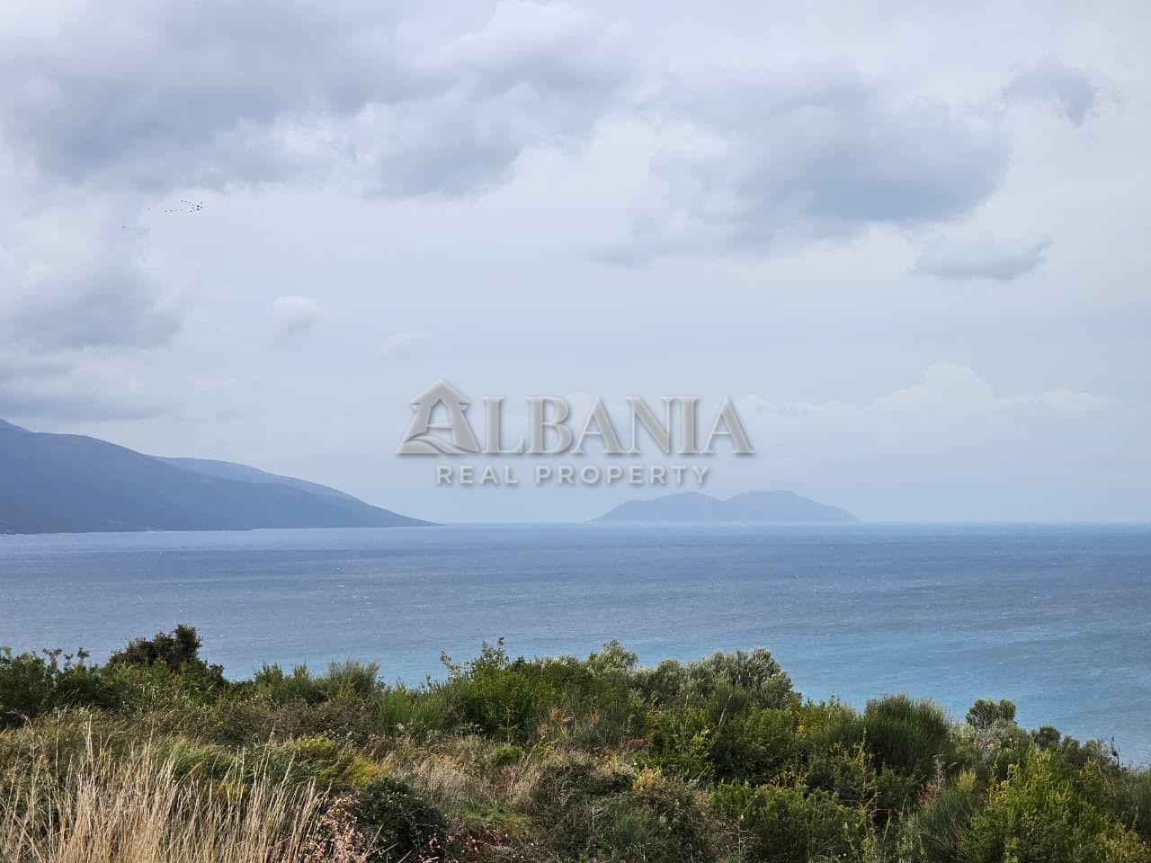 Parcelas 1 200 m² Radhime, Albania
