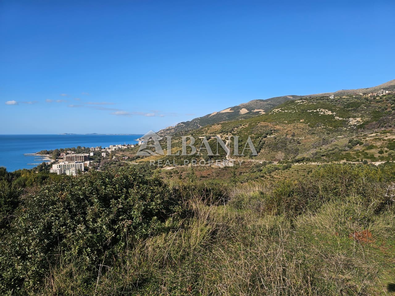 Parcelas 1 200 m² Radhime, Albania